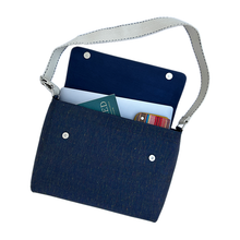 Load image into Gallery viewer, Wildflower Mahesha Laptop Bag for Women