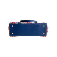 Load image into Gallery viewer, Wildflower At your desk Laptop Tote Bag for Women - Office Tote