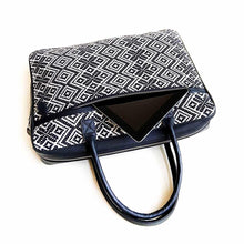 Load image into Gallery viewer, Wildflower Shadow Play Laptop Bag for Women-interior2