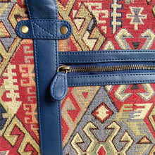 Load image into Gallery viewer, Wildflower At your desk Laptop Tote Bag for Women - Office Tote