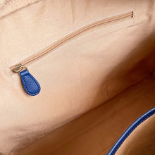 Load image into Gallery viewer, Wildflower All Things Autumn brings - Weekender Travel Bag for Women