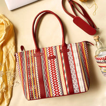 Load image into Gallery viewer, Wildflower coffee breaks and lunch dates Laptop Tote Bag for Women - Office Tote