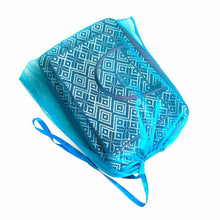 Load image into Gallery viewer, Wildflower Merlot Laptop Bag for Women-packaging