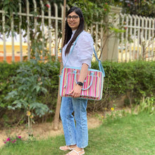 Load image into Gallery viewer, Wildflower Candy Cane Laptop Bag for Women-model3