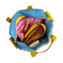 Load image into Gallery viewer, Wildflower Sea You Soon - Weekender Travel Bag for Women