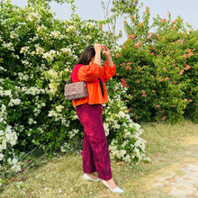 Load image into Gallery viewer, Wildflower Swing Happy Sling Bag for Women