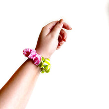 Load image into Gallery viewer, Wildflower™ Dil Deke Dekho Cotton Scrunchies - Pack of 7-2