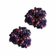 Load image into Gallery viewer, Wildflower Oh High So High Scrunchies - Pack of 7-5
