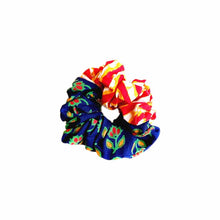 Load image into Gallery viewer, Wildflower Rangeen Phool Scrunchies - pack of 7-3