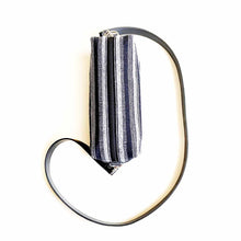 Load image into Gallery viewer, Wildflower Black Beauty Vanity Sling Bag for Women-showing-sling2