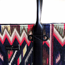 Load image into Gallery viewer, Wildflower Moonflower Laptop Bag for Women-closeup1