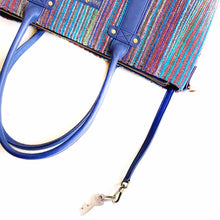 Load image into Gallery viewer, Wildflower Little Linear Laptop Bag for Women - Office Tote-keychain