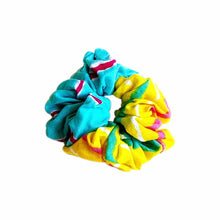 Load image into Gallery viewer, Wildflower Daisy Scrunchies - Pack of 7-5