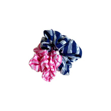 Load image into Gallery viewer, Wildflower™ Dil Deke Dekho Cotton Scrunchies - Pack of 7-6