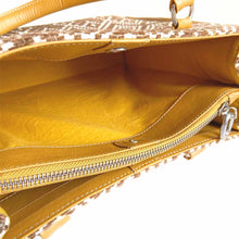 Load image into Gallery viewer, Wildflower Handbag for Women-lining