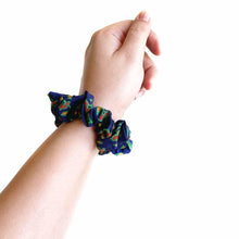 Load image into Gallery viewer, Wildflower Blueberry Scrunchies - Pack of 7-6