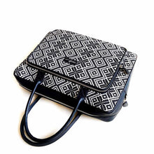 Load image into Gallery viewer, Wildflower Shadow Play Laptop Bag for Women-angle_view