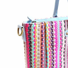 Load image into Gallery viewer, Wildflower Paradise Laptop Bag for Women-close-up2