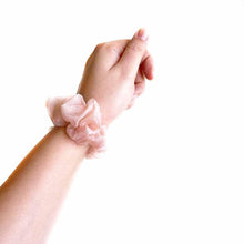 Load image into Gallery viewer, Wildflower Green Sangria Scrunchies - Pack of 7-2